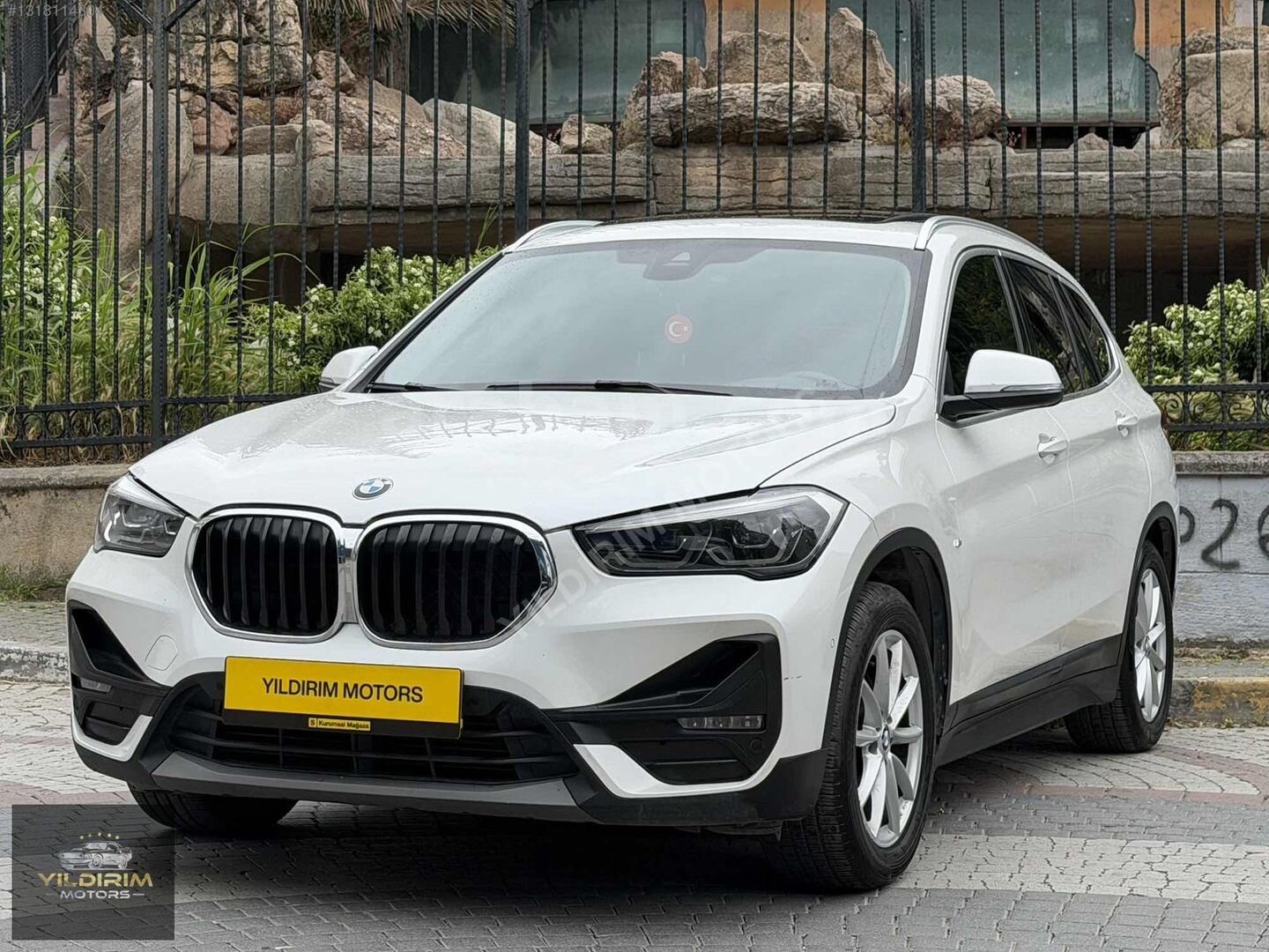 Galeriden BMW X1 16d sDrive Premium Line 2019 Model İstanbul 179.000 km Beyaz 7