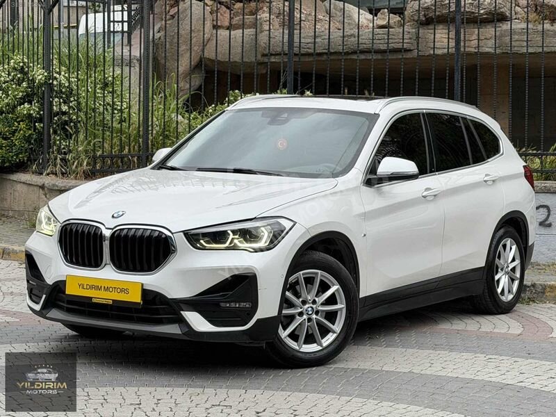 Galeriden BMW X1 16d sDrive Premium Line 2019 Model İstanbul 179.000 km Beyaz