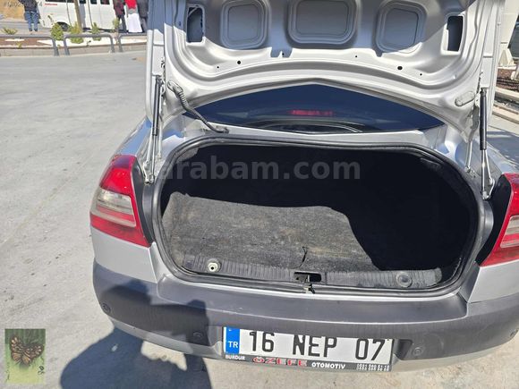 PRİVİLEGE MEGANE 1.5 DCİ 6 İLERİ 110 BEYGİR FULL + FULL