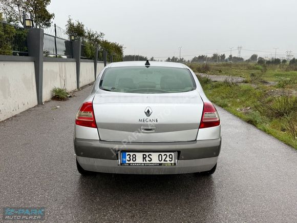 İZ-PARK AUTO 2009 MEGANE 1.5 DİZEL PRİVİLEGE 105 HP 12 TAKSİT!!!