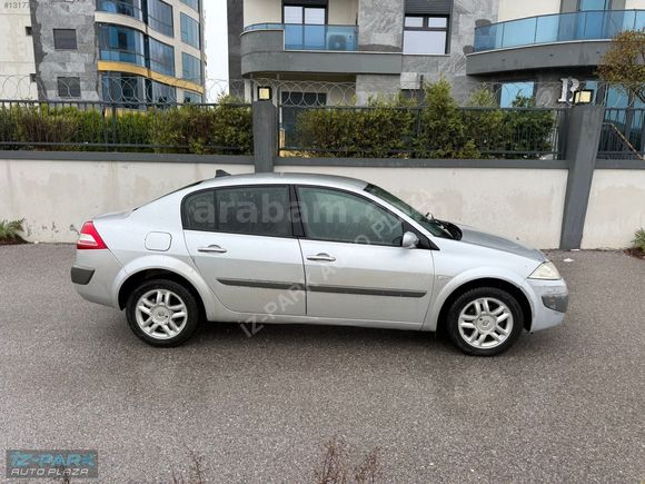 İZ-PARK AUTO 2009 MEGANE 1.5 DİZEL PRİVİLEGE 105 HP 12 TAKSİT!!!