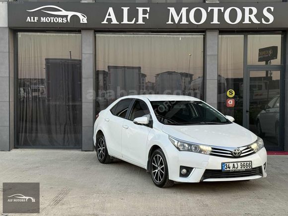 ALFMOTORS// 2015 TOYOTA COROLLA 1.33 74.000 KM