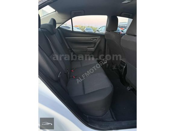 ALFMOTORS// 2015 TOYOTA COROLLA 1.33 74.000 KM
