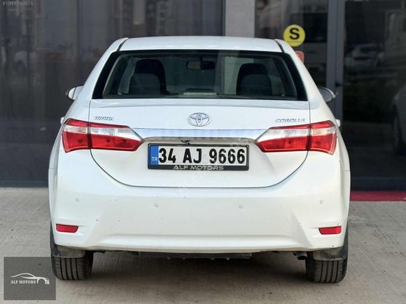 ALFMOTORS// 2015 TOYOTA COROLLA 1.33 74.000 KM
