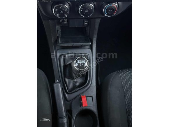 ALFMOTORS// 2015 TOYOTA COROLLA 1.33 74.000 KM