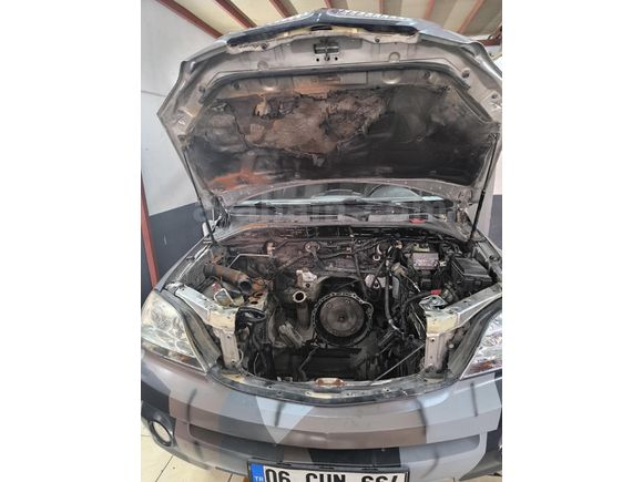Kamuflaj boyalı Sorento. motor arızalı. Açıklamayı oku