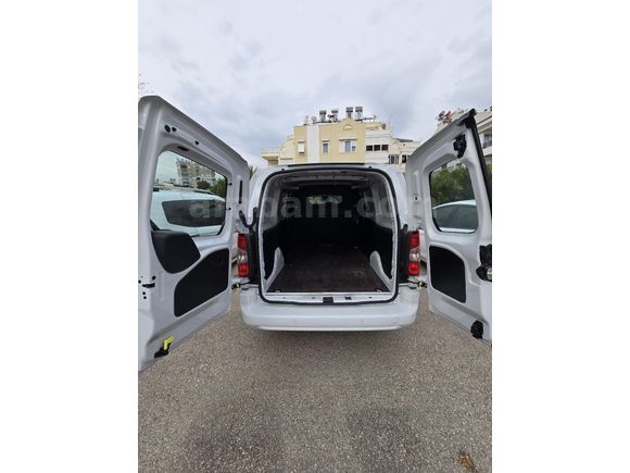 Sahibinden Opel Combo 1.5 CDTI Ultimate XL 2025 Model