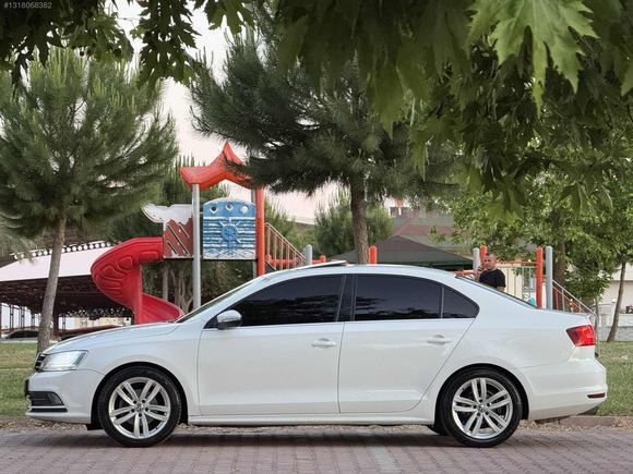 "SADECE 172 BİNDE"SANRUFLU HATASIZ BOYASIZ KAYITSIZ 2015 JETTA