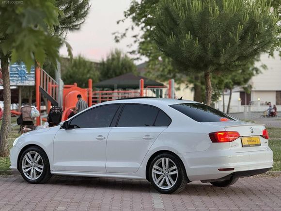 "SADECE 172 BİNDE"SANRUFLU HATASIZ BOYASIZ KAYITSIZ 2015 JETTA