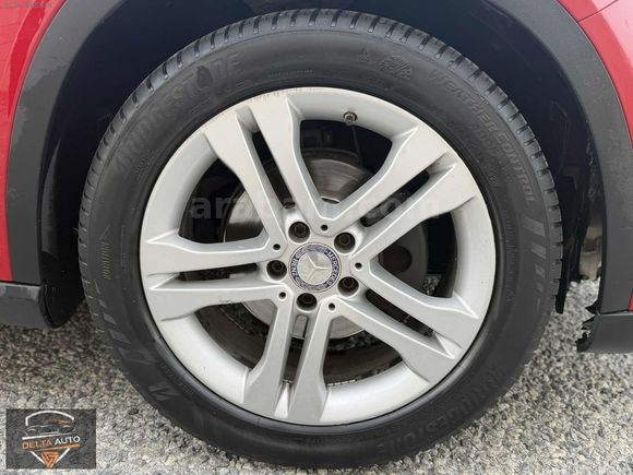 MERCEDES GLA URBAN 2015 MODEL C.TAVAN