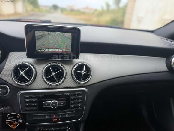 MERCEDES GLA URBAN 2015 MODEL C.TAVAN