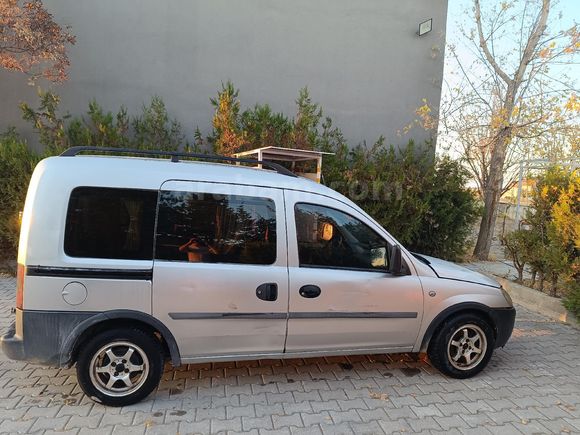 Sahibinden Opel Combo 1.7 DTI Comfort 2003 Model
