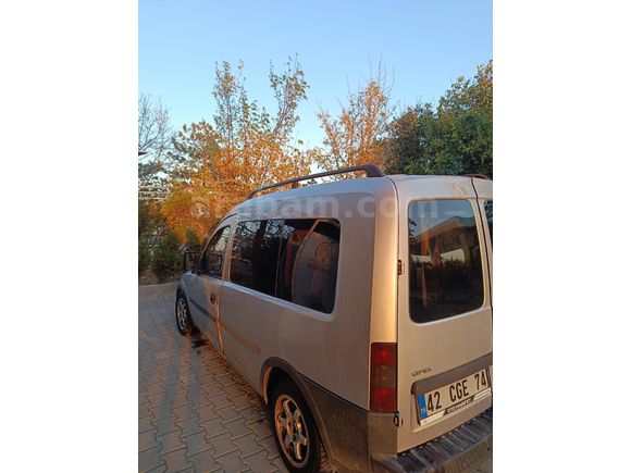 Sahibinden Opel Combo 1.7 DTI Comfort 2003 Model