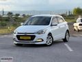 2015 ÇIKIŞLI YENİ KASA HATASIZ DEĞİŞENSİZ KAYITSIZ HYUNDAİ İ20