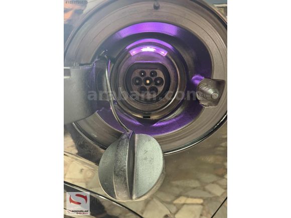 SONGURLAR-2021 XC90 T8 PLUG INN HİBRİT İNSCRİPTİON SİYAH-TABA