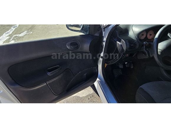 Galeriden Peugeot 206 1.4 HDi X-line 2003 Model Kayseri 340.000 km