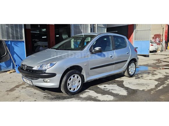 YENİ MUAYENELI PIRIL PIRIL PEJO 206 TAKAS VADE İMKANLI...259000