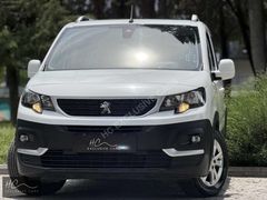 HC EXCLUSİVE'DEN PEUGEOT RİFTER CAM TAVAN BOYASIZ
