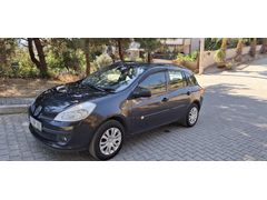 Galeriden Renault Clio 1.2 Grandtour Dynamique 2009 Model İzmir