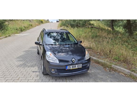 Galeriden Renault Clio 1.2 Grandtour Dynamique 2009 Model İzmir