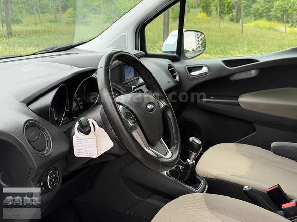 AZİZOĞLU'DAN 2020 FORD COURİER 1.5 TDCI TİTANİUM EMSALSİZ