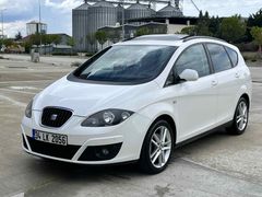 Değişensiz Sunroof-Büyük Ekran-17”Jant  Dizel Otomatik I-Tech Altea