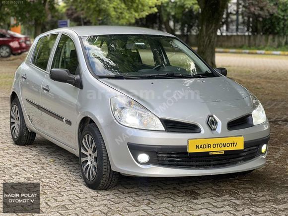 TEMİZ BAKIMLI KLİMALI RENAULT CLİO 1.5 DCİ K.KART 12 AY TAKSİTLE