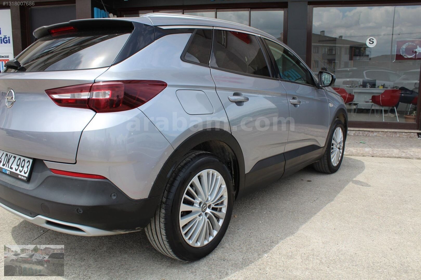 UCA81'DEN 2020 OPEL GRANDLANDX 1.2 T ENJOY KK TAKSİT 6