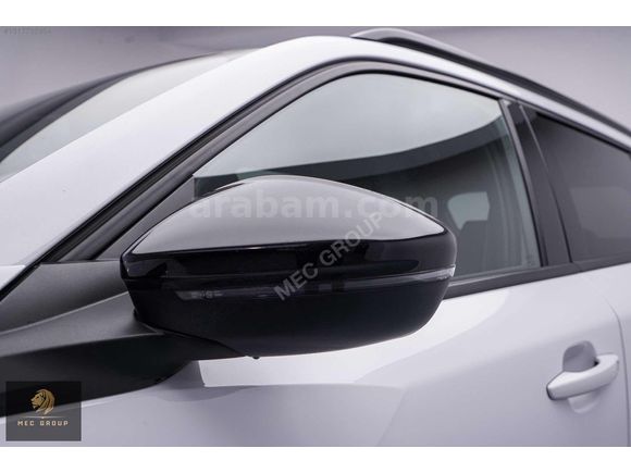 2025 PEUGEOT 2008 ALLURE CAM TAVAN