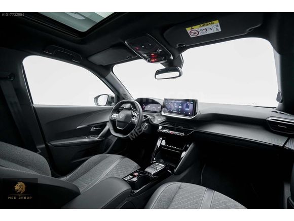 2025 PEUGEOT 2008 ALLURE CAM TAVAN