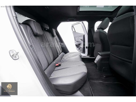 2025 PEUGEOT 2008 ALLURE CAM TAVAN