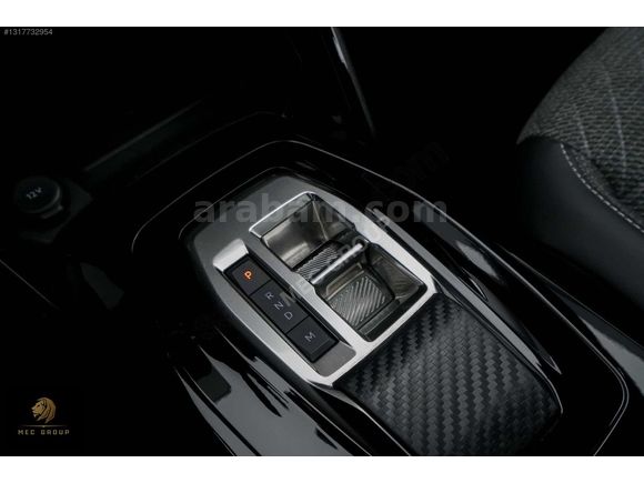 2025 PEUGEOT 2008 ALLURE CAM TAVAN