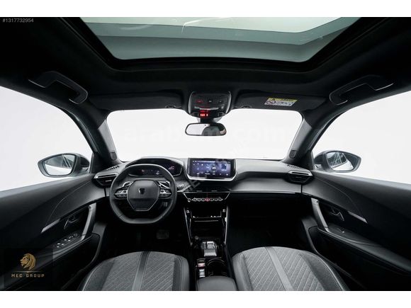2025 PEUGEOT 2008 ALLURE CAM TAVAN