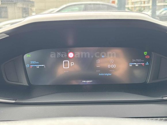 PEUGEOT 2008 2025_MODEL_CAM TAVAN_34BİNDE