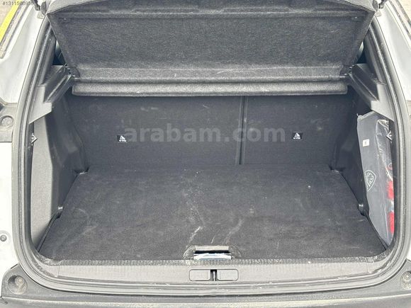 PEUGEOT 2008 2025_MODEL_CAM TAVAN_34BİNDE