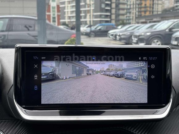 PEUGEOT 2008 2025_MODEL_CAM TAVAN_34BİNDE