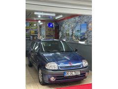 Sahibinden Renault Clio 1.6 RTE 2000 Model  385.000 km Mavi
