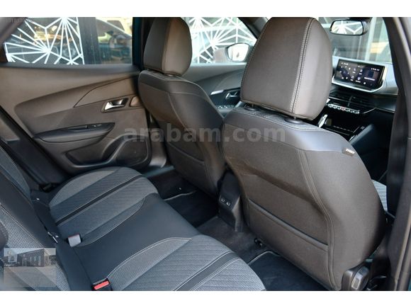 ŞANÇELİK PEUGEOT BAYİ 2025 PEUGEOT 2008 1.2 ALLURE 23.000 KM