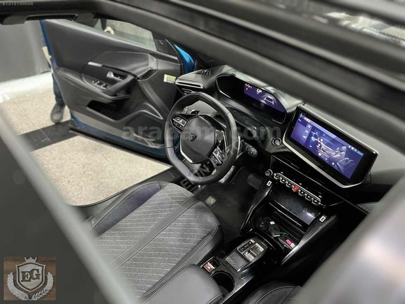 7.000 KM+BOYASIZ+CAMTAVAN+HAYALET+NAVİ+GERİGÖRÜŞ+CARPLAY+20KDV