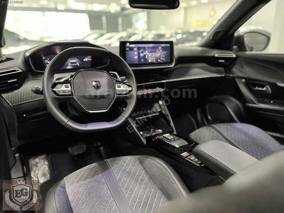 7.000 KM+BOYASIZ+CAMTAVAN+HAYALET+NAVİ+GERİGÖRÜŞ+CARPLAY+20KDV