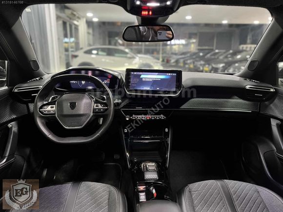 13.000 KM+BOYASIZ+CAMTAVAN+HAYALET+NAVİ+GERİGÖRÜŞ+CARPLAY+20KDV