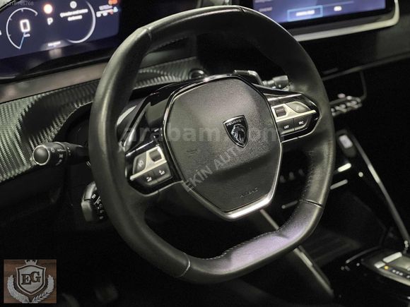 13.000 KM+BOYASIZ+CAMTAVAN+HAYALET+NAVİ+GERİGÖRÜŞ+CARPLAY+20KDV