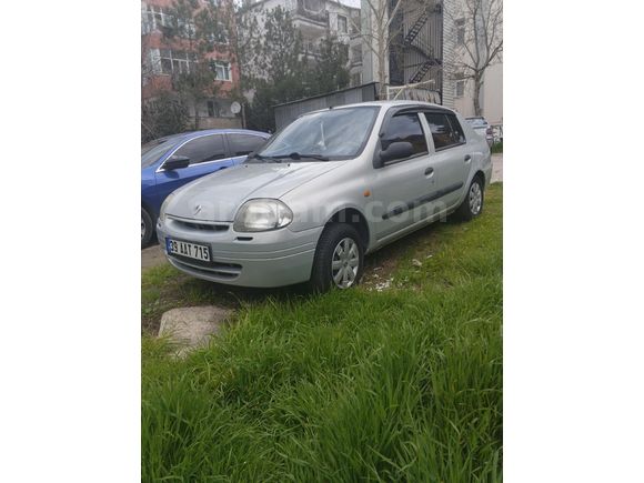 Sahibinden Renault Clio 1.4 RNA 2000 Model