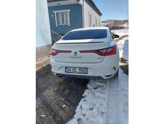 Sahibinden Renault Megane 1.5 dCi Icon 2017 Model  180.000 km Beyaz