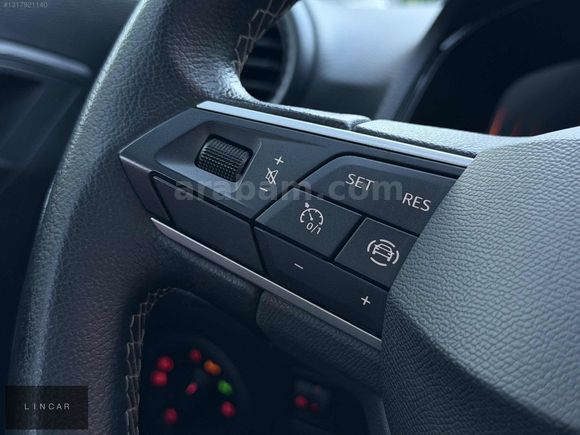 LIN CAR | 2024 SEAT ARONA 1.0 ecoTSI 116HP DSG STYLE KIRMIZI