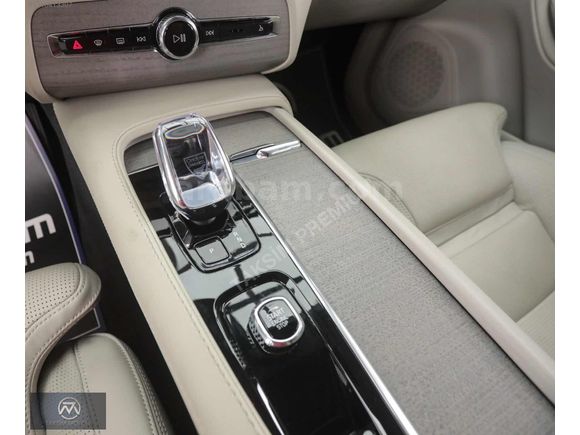 TAKSİM PREMİUM-2024 XC90 B5 PLUS BRİGHT (BENZİNLİ)-HATASZ-%20KDV