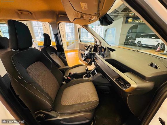 TEKİNDAĞ'dan 2024 YENİ FORD COURİER 1.5 DELUXE KREDİ SENET İLE