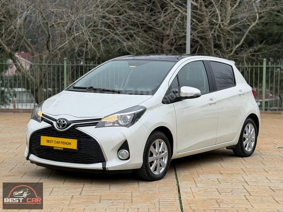 2016 CAM TAVANLI TOYOTA YARİS EN DOLUSU KIRMIZI GÖGÜS 92 BİNDE