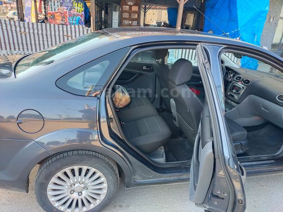 Sahibinden Ford Focus 115 hp 1.6 Titanium 2008 Model