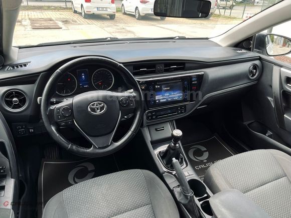 ÇALIŞLAR CENTER-2018-COROLLA-186km- DİZEL-TOUCH-DEĞİŞENSİZ